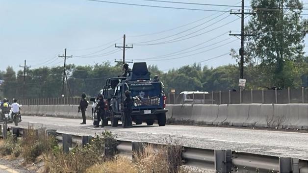 Choque armado en la Culiacán-Eldorado: Un abatido y dos capturados tras persecución