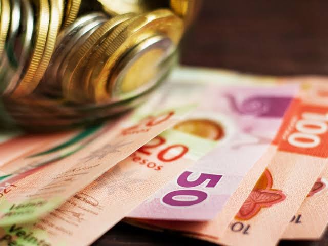 El peso resiste mientras Banxico recorta el crecimiento para 2026