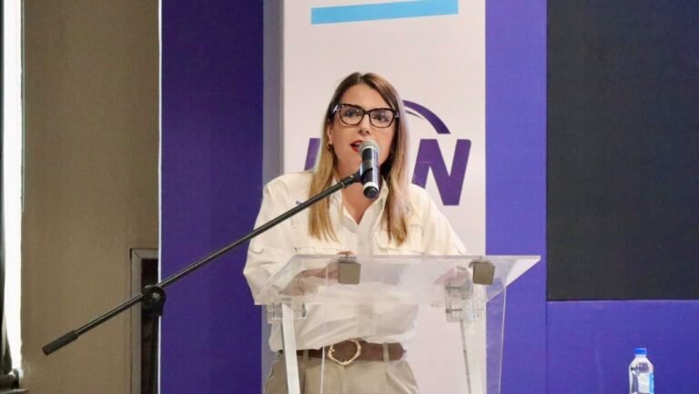 Roxana Rubio llama a la unidad y generosidad del PAN